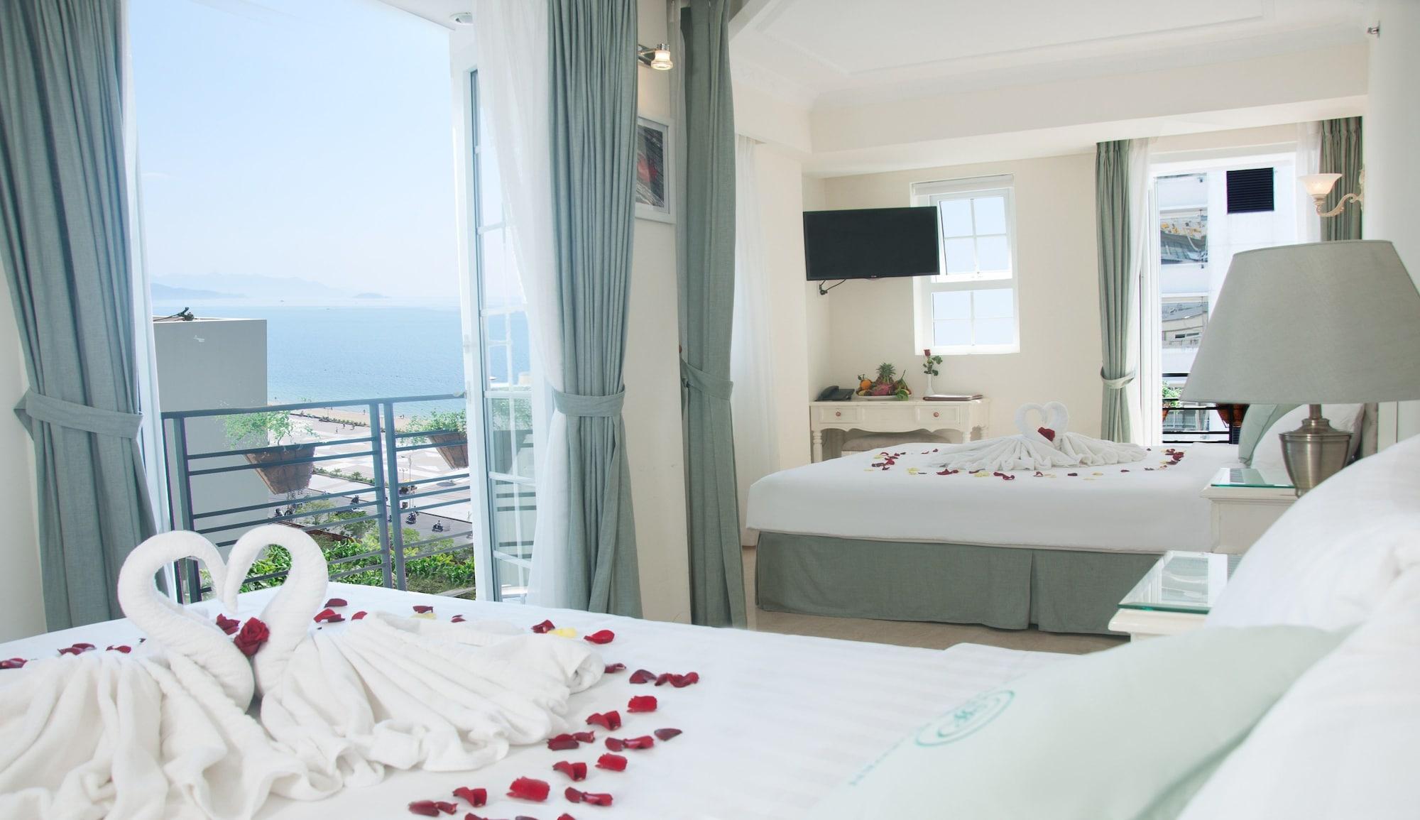 Pavillon Garden Hotel & Spa Nha Trang Beach Экстерьер фото